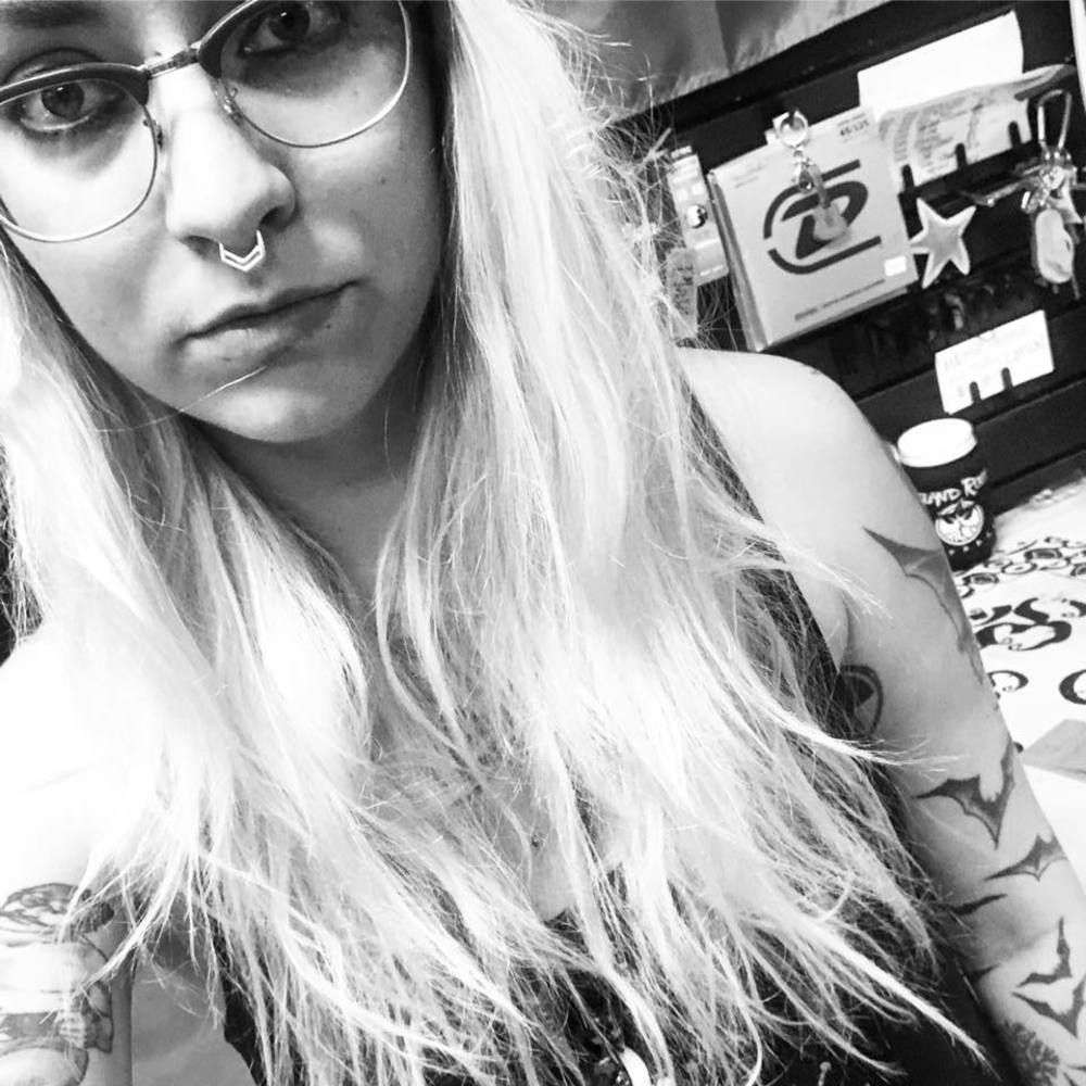 Meet your Posher, Hannah